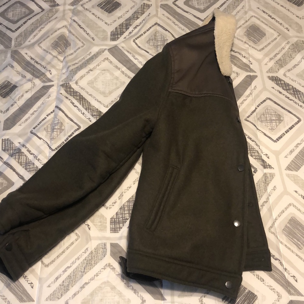 Lightweight Fall Jacket - image 4
